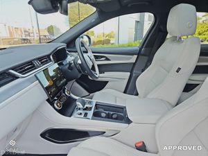 Jaguar F-Pace 2.0 I4 PHEV 404 PS R-Dynamic S - Image 3