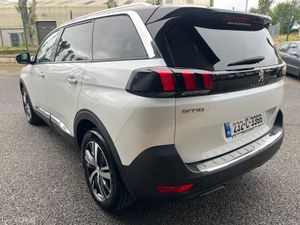 Peugeot 5008 2023 - Image 4