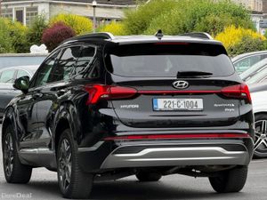 7 Seater 4WD 265 BHP PHEV Santa Fe VIDEO TOUR - Image 4