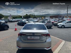 Toyota Corolla HYBRID LUNA SP SPORT 4DR - Image 4
