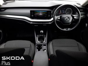 Skoda Octavia AMBITION 2.0 TDI 115HP 5DR - Image 2