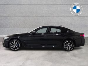 BMW 5-Series 530e M Sport Saloon - Image 4