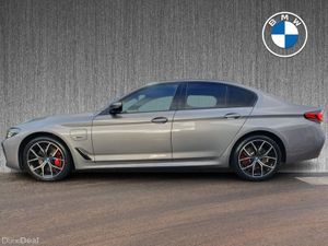 BMW 5-Series 530e M Sport Saloon - Image 4