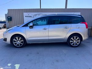 171 Peugeot 5008 1.6HDI Allure Pan Roof Warranty - Image 2