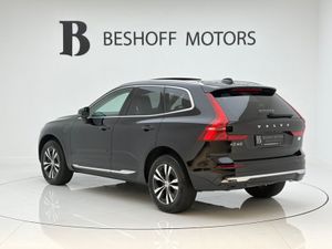 Volvo XC60 T6 PHEV=BEIGE INTERIOR//PAN ROOF//1 OWN - Image 3
