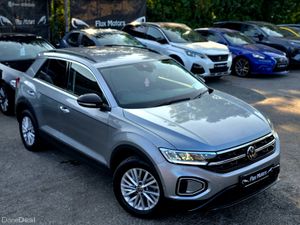 Volkswagen T-Roc 2023 - Image 3