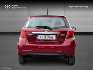 Toyota Yaris YARIS HYBRID LUXURY MC - Image 4