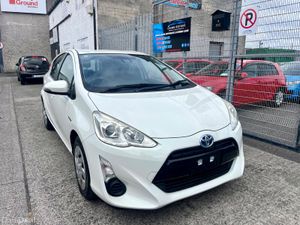 Toyota Aqua 2015 hybrid - Image 3