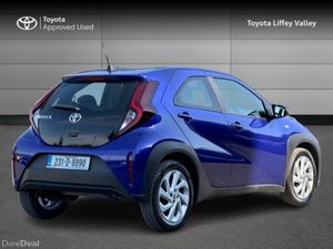 Toyota Aygo X AYGO-X 1.0 PULSE - Image 2