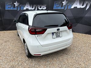 Honda Fit Self Charging Hybrid 2020 - Image 4