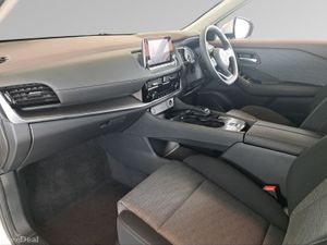 Nissan X-Trail E-POWER SV 5 Seater €4000 Scrappage - Image 3