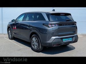 Peugeot 5008 Hybrid Allure 145hp - Image 2