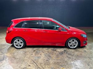 Mercedes-Benz B-Class 1.6 AUTOMATIC B180 - BLACK H - Image 3
