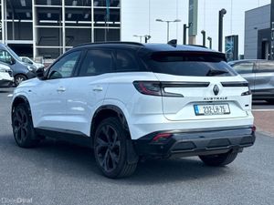 Renault Austral E-TECH Hybrid 200 iconic esprit Al - Image 3