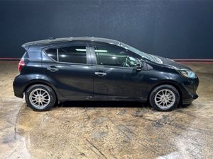 Toyota Aqua 1.5 HYBRID S STYLE BLACK - PUSH BUTTON - Image 3