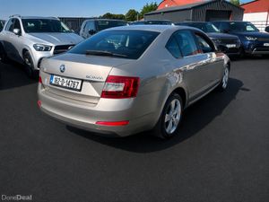 16 Skoda Octavia 1.6 TDI STYLE GOOD SPEC LOW KMS - Image 3