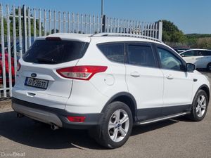 €6990 Ford Kuga 2015 crewcab low mileage €6990 - Image 4