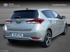 Toyota Auris Hatchback 5dr Hybrid - LunaSport Edit - Image 2
