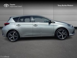 Toyota Auris Hatchback 5dr Hybrid - LunaSport Edit - Image 3