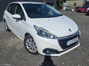 Peugeot 208 Automatic 2017 - Image 2