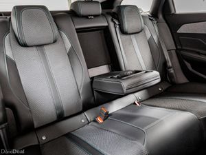 Peugeot 308 SW Allure Petrol Plug-in Hybrid Auto 1 - Image 4