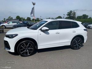 Volkswagen Tiguan R-Line - Image 2