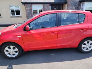 Hyundai i20 2010 tax+nct 1.2cc 085 2697260 - Image 4