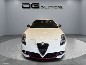 Alfa Romeo Giulia Auto - Sport Spec - Low KMs - Mi - Image 3