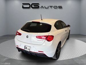 Alfa Romeo Giulia Auto - Sport Spec - Low KMs - Mi - Image 4