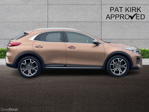 Kia XCeed Hatchback 3 - Image 3