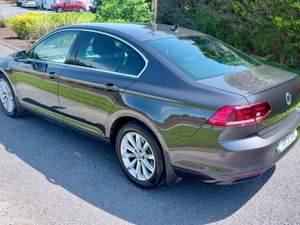 2020 Volkswagen Passat 2.0L Business Edition - Image 4