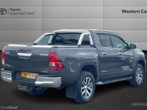 Toyota Hilux 2.4 D-4D Invincible 4WD Euro 6 (s/s) - Image 4