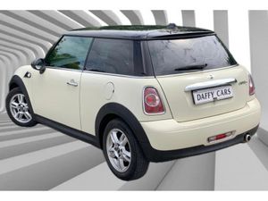 Mini Cooper 1.6 D 3DR 2.0 SD 2DR AUTO COOPER - Image 3