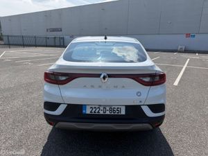 Renault Arkana 1.6 PETROL HYBRID, ICONIC MODEL, E - Image 4