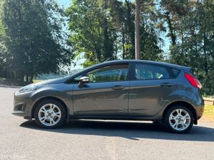 171 Ford Fiesta  1.5 TDCi 75PS Zetec - Image 4