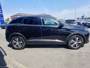 PEUGEOT 3008 ALLURE AUTO PETROL PLUG-IN HYBRID - Image 4