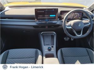 Volkswagen T-Roc R-Line 1.5 TSI (150 HP) 7 speed D - Image 2
