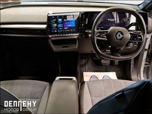 Renault Megane E-Tech EV60 220hp Techno - Image 3
