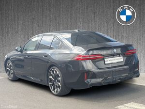 BMW i5 eDrive40 M Sport Pro Saloon - Image 3