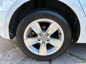 Audi A1 DBA-8XCHZ 5DR - Image 3