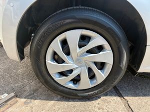 Toyota Yaris 1.5 6AA-MXPH10 HEV 5DR A - Image 3