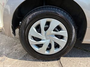 Toyota Yaris 1.5 6AA-MXPH10 HEV 5DR A - Image 2