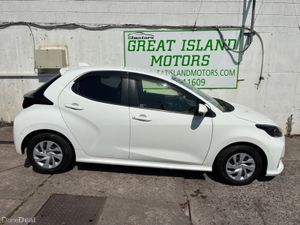 Toyota Yaris 1.5 6AA-MXPH10 HEV 5DR A - Image 4