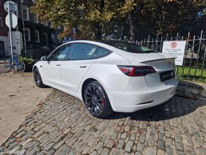 2023 (232) Tesla Model 3 Performance - Image 2