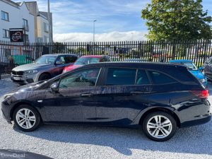 2018 (181) Vauxhall Astra 1.6 CDTI Tech Line - Image 4