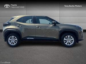 Toyota Yaris Cross - Luna - 1.5 Hybrid - Automatic - Image 3