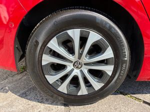 Toyota Prius DAA-ZVW51 - Image 3