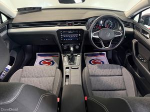 Volkswagen Passat Elegance 2.0 TDI DSG AUTOMATIC - Image 3