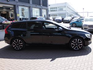 2016 VOLVO V60 D4 5DR ESTATE AUTOMATIC - Image 3