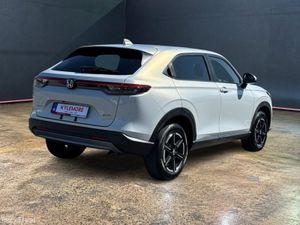 Honda Vezel 1.5 HYBRID AUTOMATIC - FACTORY ALLOYS - Image 3
